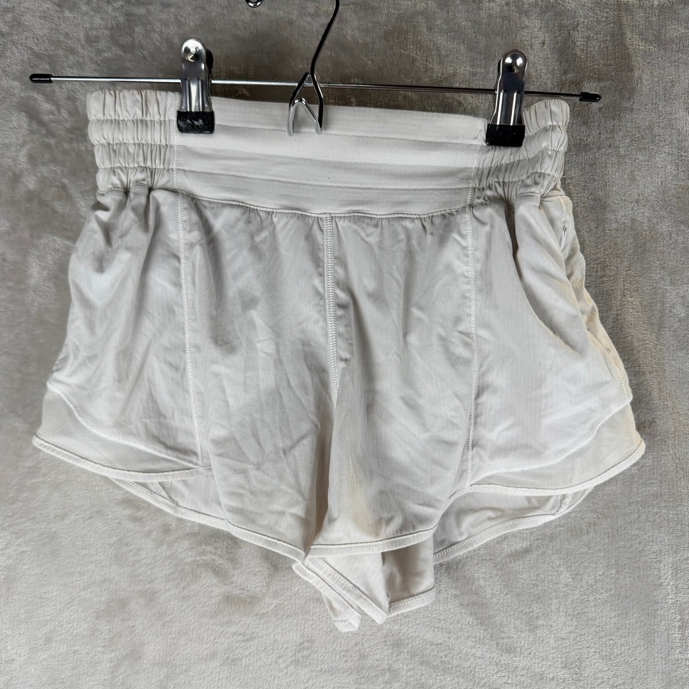 Lululemon Hotty Hot High-Rise Lined Short 4" White Bone Size 4 LW7AY1R